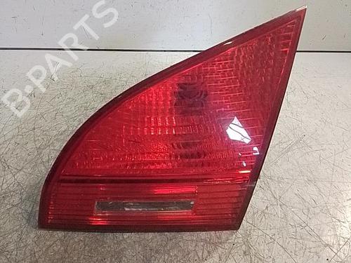 Feu de coffre droit Feu de coffre droit KIA VENGA (YN) 1.4 CRDi 90 (90 hp) 34297189 34297189