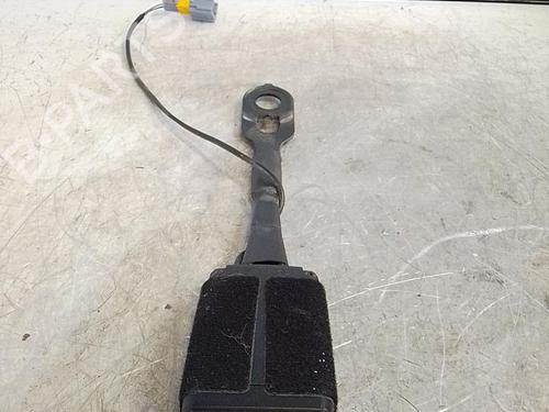 Engache cinturón Engache cinturón PEUGEOT 2008 I (CU_) 1.6 HDi (92 hp) 34297495 34297495