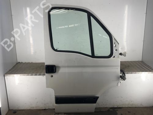 Used Right front door Right front door RENAULT MASTER II Platform/Chassis (ED/HD/UD) 2.5 dCi (ED01, ED02, ED41, ED42, ED81, ED82, ED91, ED92,... (120 hp) 35933050 35933050