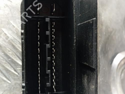 Used ABS pump ABS pump RENAULT SCÉNIC III (JZ0/1_) 1.6 dCi (JZ00, JZ12) (130 hp) 34303093 34303093