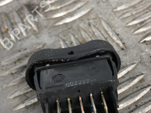 left-front-window-switch-dacia-duster-hs_-2010-2011-2012-2013-2014-2015-2016-2017-2018-34302693 main image