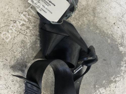 rear-left-seatbelt-renault-zoe-bfm_-2012-34299185 main image