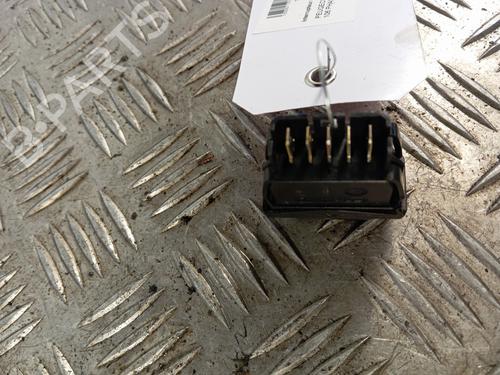 Used Right front window switch Right front window switch PEUGEOT 106 I (1A, 1C) 1.1 (60 hp) 34302609 34302609