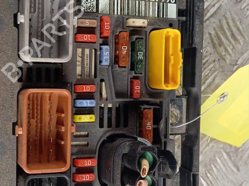 Used Fuse box Fuse box PEUGEOT 407 (6D_) 2.0 HDi 135 (6DRHRH, 6DRHRE, 6DRHRG, 6DRHRJ) (136 hp) 36482003 36482003