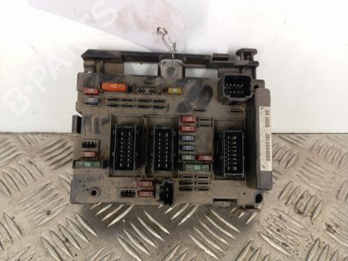 Fuse box PEUGEOT 307 (3A/C) 1.4 HDi | BP34301657E1 - Image 2