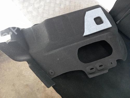 Sæde Bagtil Sæde Bagtil PEUGEOT 208 I (CA_, CC_) 1.2 VTi 68 / PureTech 68 (68 hp) 34304087 34304087