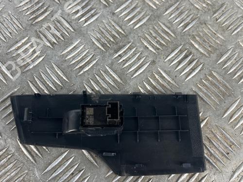Left rear window switch SEAT IBIZA V (KJ1, KJG) 1.0 MPi | BP38923882I29 - Image 3