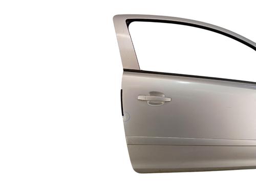 Used Right front door Right front door 36949982 36949982