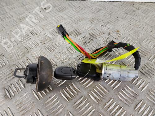Used Ignition barrel Ignition barrel RENAULT CLIO I (B/C57_, 5/357_) [1990-1999] 35958232 35958232