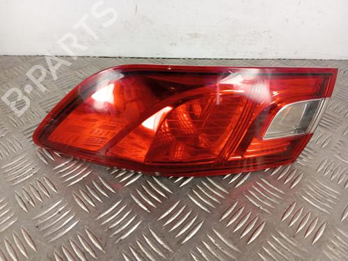 Used Right taillight Right taillight RENAULT CLIO IV (BH_) 1.5 dCi 75 (75 hp) 34303108 34303108