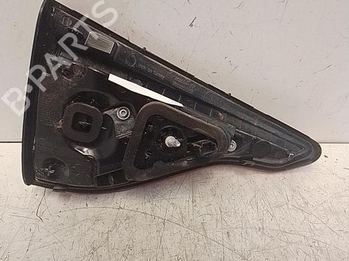 Feu de coffre droit Feu de coffre droit RENAULT CLIO V (B7_) 1.0 SCe 65 (B7MG) (67 hp) 34296937 34296937