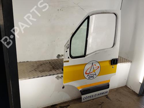 Used Left front door Left front door 38080125 38080125