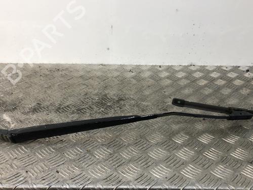 front-windshield-wiper-arm-renault-clio-iv-bh_-2012-2013-2014-2015-2016-2017-2018-2019-2020-2021-34300097 main image