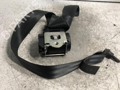 front-right-seatbelt-dacia-sandero-ii-2012-34298202 main image