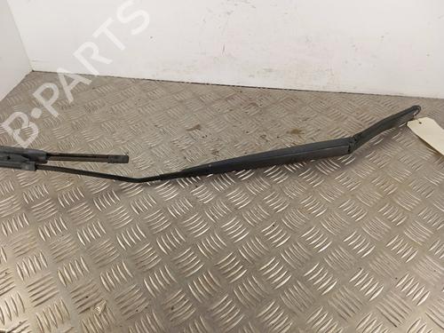 front-windshield-wiper-arm-renault-clio-iv-bh_-2012-2013-2014-2015-2016-2017-2018-2019-2020-2021-34303106 main image