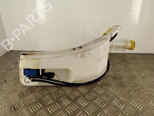 Sprinklertank Sprinklertank RENAULT CLIO IV (BH_) 1.5 dCi 75 (75 hp) 37452689 37452689