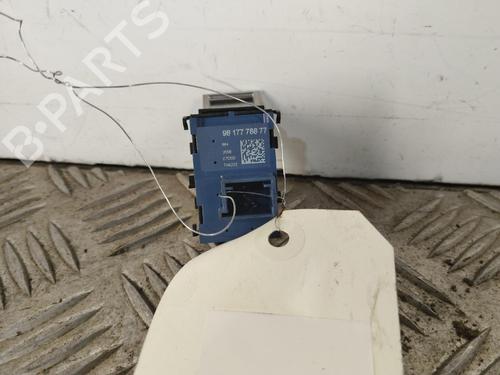 Right front window switch DS DS 3 / DS 3 CROSSBACK (UR_, UC_, UJ_) 1.5 BlueHDi 100 (UCYHYJ) | BP37000066I26 - Image 2