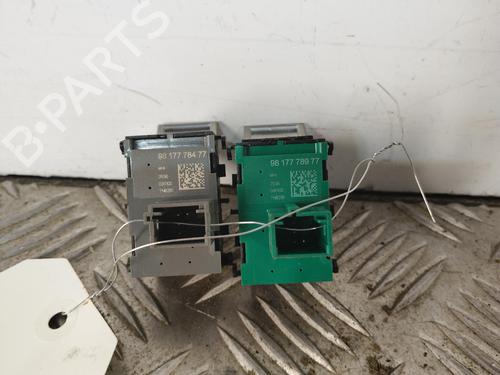 Left front window switch DS DS 3 / DS 3 CROSSBACK (UR_, UC_, UJ_) 1.5 BlueHDi 100 (UCYHYJ) | BP37000067I27 - Image 2
