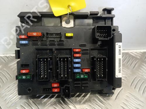 Used Fuse box Fuse box PEUGEOT 206+ (2L_, 2M_) 1.4 HDi eco 70 (68 hp) 34300153 34300153