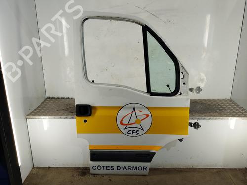 Used Right front door Right front door 38080124 38080124