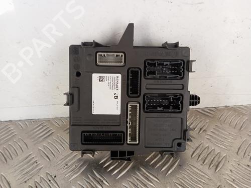 electronic-module-renault-megane-iv-hatchback-b9amn_-2015-37739358 main image