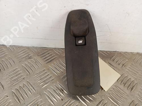 Used Right front window switch Right front window switch PEUGEOT 2008 I (CU_) 1.6 BlueHDi 100 (100 hp) 34301258 34301258