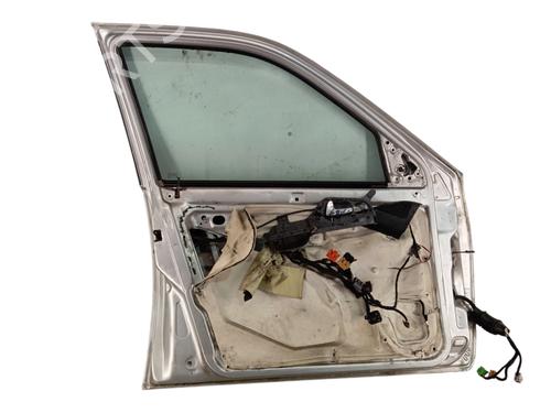 Used Left front door Left front door 34305000 34305000