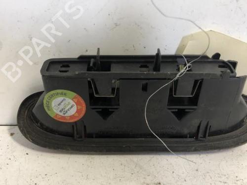 Used Third brake light Third brake light RENAULT CLIO I (B/C57_, 5/357_) 1.2 (5/357Y, 5/357K) (58 hp) 34298668 34298668