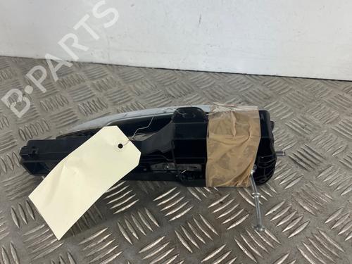 front-left-exterior-door-handle-renault-captur-ii-hf_-2020-40501395 main image
