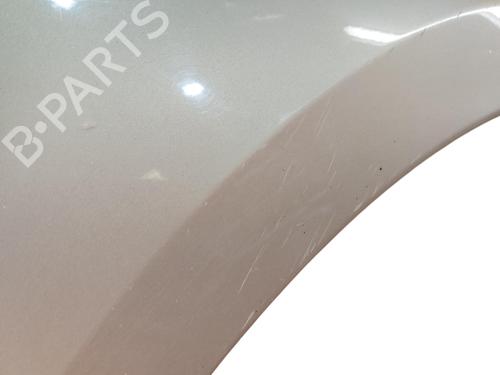 Used Right front fenders Right front fenders 38544800 38544800