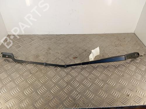 Used Front windshield wiper arm Front windshield wiper arm 36949903 36949903