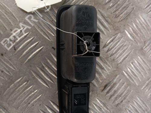 Used Left rear window switch Left rear window switch PEUGEOT 5008 (0U_, 0E_) 1.6 HDi (110 hp) 34304124 34304124