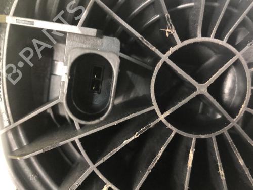 Bagagerumshåndtag Bagagerumshåndtag VW POLO V (6R1, 6C1) [2009-2022] 34304050 34304050