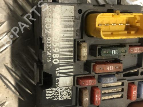 Used Fuse box Fuse box 34300583 34300583