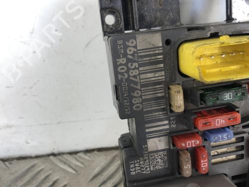 Used Fuse box Fuse box PEUGEOT 3008 I MPV (0U_) [2009-2017] 34304384 34304384