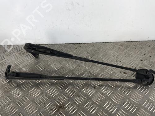 Used Front windshield wiper arm Front windshield wiper arm RENAULT TWINGO I (C06_) 1.2 16V (C06C, C06D, C06K) (75 hp) 34304615 34304615