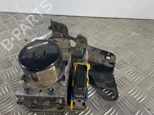 Used ABS pump ABS pump RENAULT LAGUNA III (BT0/1) 2.0 16V (BT05, BT0F, BT0W) (140 hp) 40501400 40501400