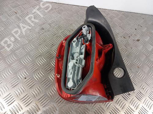 right-taillight-renault-modus-grand-modus-fjp0_-2004-34304527 main image