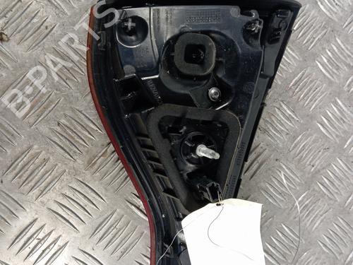 right-tailgate-light-renault-clio-v-b7_-2019-34303634 main image