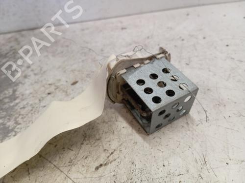 Used Heater resistor Heater resistor RENAULT MASTER II Van (FD) 2.5 dCi (FD01, FD02, FD21, FD22, FD31, FD32, FD3Y, FD71,... (120 hp) 34299480 34299480