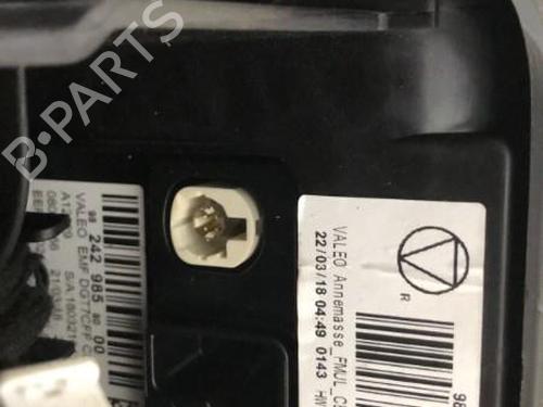 display-monitor-citroen-c4-cactus-2014-34298585 main image