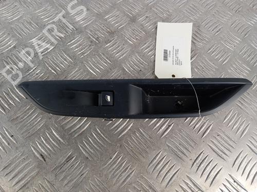 Used Left rear window switch Left rear window switch PEUGEOT 3008 II SUV (MC_, MR_, MJ_, M4_) 1.6 BlueHDi 120 (120 hp) 34304272 34304272