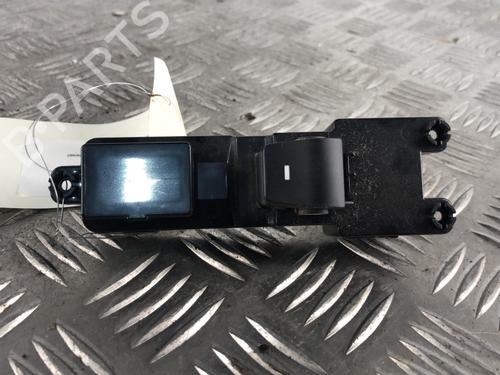 Used Right rear window switch Right rear window switch HYUNDAI TUCSON (TL, TLE) 1.7 CRDi (116 hp) 34304372 34304372