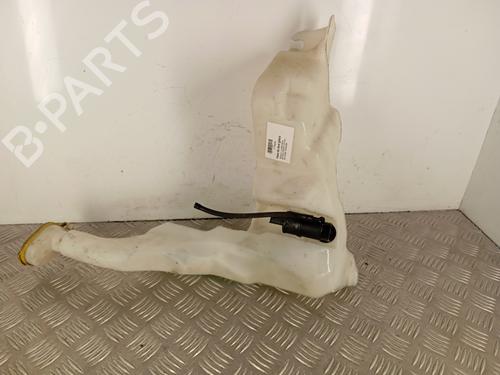 Used Windscreen washer tank Windscreen washer tank RENAULT MASTER II Van (FD) 2.5 dCi 100 (FD0U, FD0V, FD3U, FD3V, FD8U, FD8V) (99 hp) 34303286 34303286