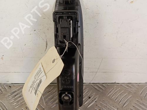 right-rear-window-switch-renault-captur-ii-hf_-2020-37739337 main image