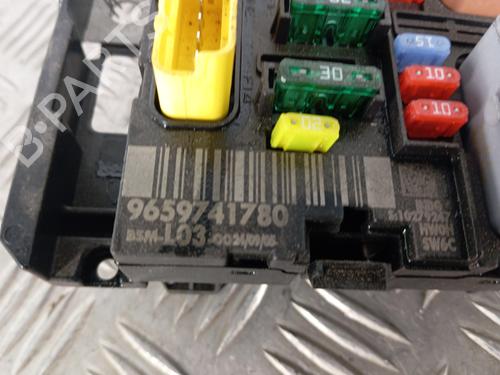 Used Fuse box Fuse box 34301691 34301691