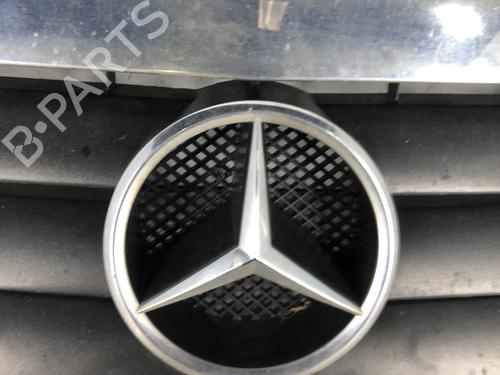 Used Grille Grille MERCEDES-BENZ A-CLASS (W168) A 160 (168.033, 168.133) (102 hp) 34302926 34302926