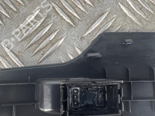 Used Right rear window switch Right rear window switch 38923881 38923881