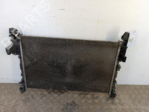 Used Water radiator Water radiator RENAULT TRAFIC III Van (FG_) 1.6 dCi 120 (FGMK) (121 hp) 34324586 34324586