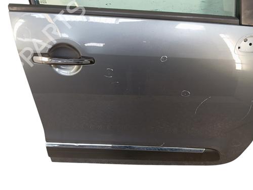 Used Right front door Right front door 35810340 35810340